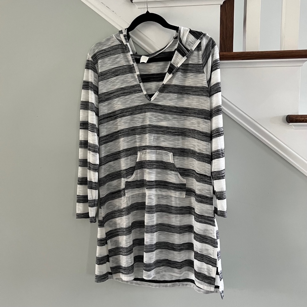 Black & White Striped Beach Cover up with Hood. Size Large